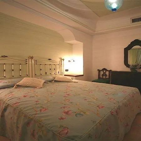 Bina Hotel Sant'Angelo (Isola d'Ischia)