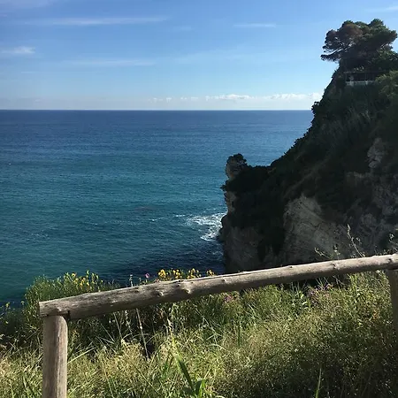 Bina Sant'Angelo (Isola d'Ischia)