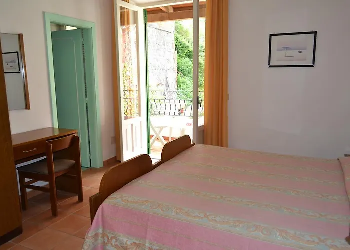 Bina Sant'Angelo (Isola d'Ischia)