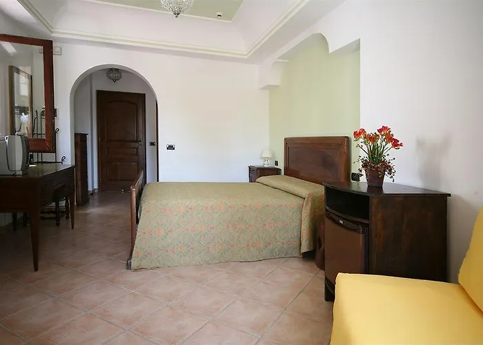 Bina Hotel Sant'Angelo (Isola d'Ischia)