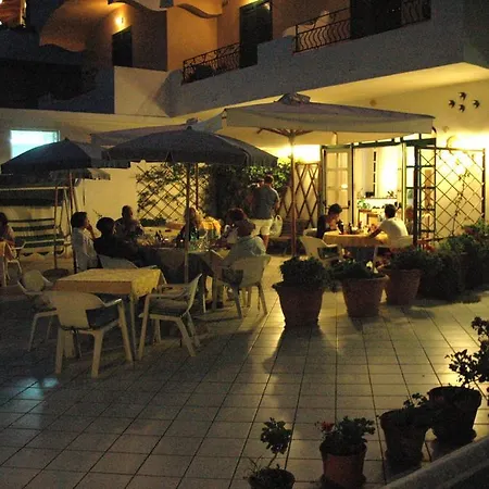 Hotel Bina 2*